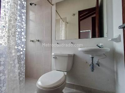 Casa de 3 alcobas en arriendo en Vereda Guayabito, Rionegro, 1890 m² · foto 11 de 20