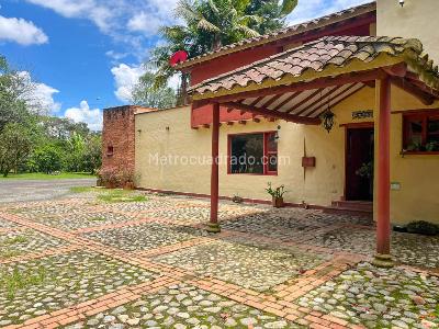 Casa de 3 alcobas en arriendo en Via Aeropuerto, Rionegro · foto 16 de 20