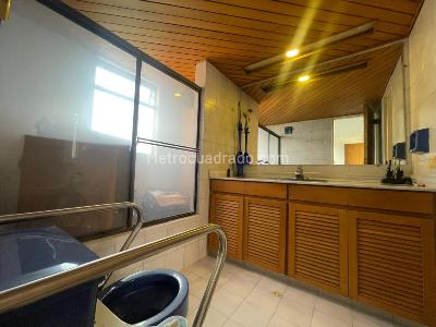 Apartamento de 3 alcobas en venta en El Poblado, Medellín, 191 m² · foto 12 de 16