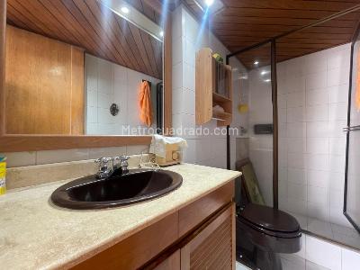 Apartamento de 3 alcobas en venta en El Poblado, Medellín, 191 m² · foto 13 de 16