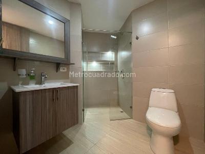 Apartamento de 4 alcobas en venta en Zuñiga, Envigado, 218 m² · foto 5 de 17