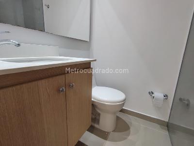 Apartamento de 3 alcobas en arriendo en San Jose, Sabaneta, 79 m² · foto 11 de 20
