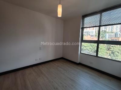 Apartamento de 3 alcobas en arriendo en El Poblado, Medellín, 134 m² · foto 7 de 13