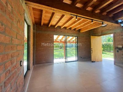 Casa de 4 alcobas en arriendo en Llanogrande Via Principal, Rionegro, 1600 m² · foto 7 de 20
