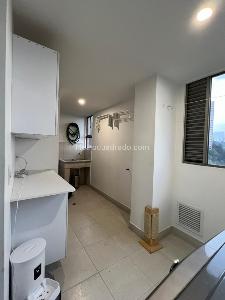 Apartamento de 3 alcobas en venta en El Poblado, Medellín, 243 m² · foto 19 de 20