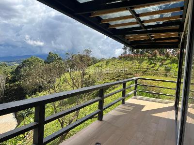 Casa de 3 alcobas en arriendo en Las Palmas (Envigado), Envigado, 320 m² · foto 10 de 20