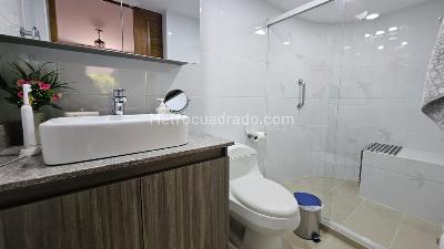 Apartamento en venta en Laureles, Medellín · foto 14 de 19