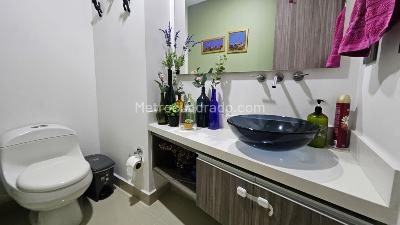 Apartamento en venta en Loma De Las Brujas, Envigado · foto 8 de 9