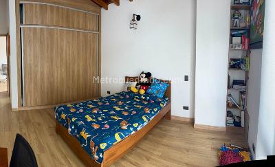 Casa de 4 alcobas en venta en Via Llanogrande San Antonio, Rionegro, 268 m² · foto 13 de 20