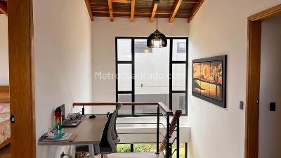 Casa de 4 alcobas en venta en Via Llanogrande San Antonio, Rionegro, 268 m² · foto 19 de 20