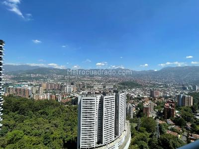 Casa de 5 alcobas en venta en El Poblado, Medellín, 261 m² · foto 3 de 20
