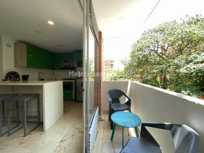Apartamento de 1 alcoba en venta en La Frontera, Medellín, 32 m² · foto 2 de 6