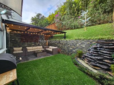 Casa de 3 alcobas en arriendo en El Poblado, Medellín, 246 m² · foto 9 de 20