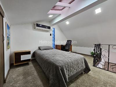 Casa de 3 alcobas en arriendo en El Poblado, Medellín, 246 m² · foto 12 de 20