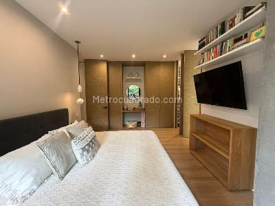 Apartamento de 3 alcobas en venta en El Poblado, Medellín, 181 m² · foto 15 de 20