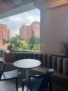 Apartamento de 1 alcoba en arriendo en Patio Bonito, Medellín, 54 m² · foto 2 de 13