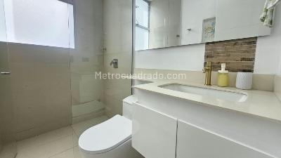 Apartamento de 3 alcobas en venta en El Tesoro, Medellín, 289 m² · foto 10 de 14