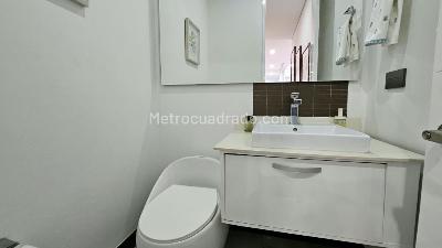 Apartamento de 3 alcobas en venta en El Tesoro, Medellín, 289 m² · foto 13 de 14
