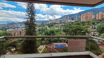 Apartamento de 3 alcobas en arriendo en El Poblado, Medellín, 106 m² · foto 3 de 19