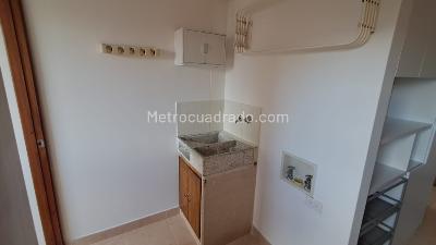 Apartamento de 3 alcobas en arriendo en El Poblado, Medellín, 106 m² · foto 7 de 19