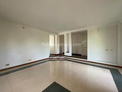 Apartamento de 3 alcobas en arriendo en Los Naranjos, Medellín, 106 m² · foto 9 de 10