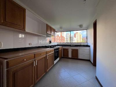 Apartamento en arriendo en El Poblado, Medellín · foto 6 de 20