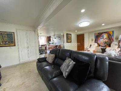 Apartamento de 3 alcobas en venta en El Poblado, Medellín, 150 m² · foto 9 de 20