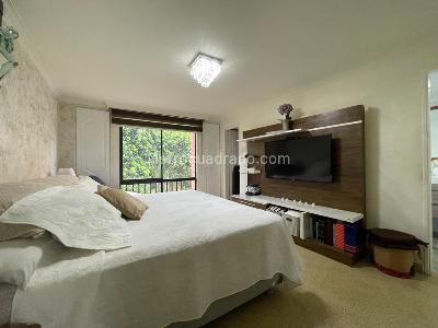 Apartamento de 3 alcobas en venta en El Poblado, Medellín, 150 m² · foto 13 de 20