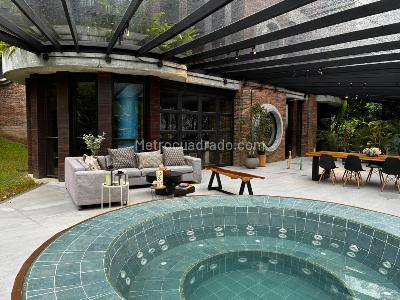 Apartamento de 3 alcobas en venta en El Poblado, Medellín, 150 m² · foto 19 de 20