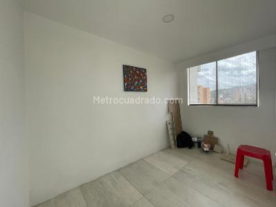 Apartamento en arriendo en El Poblado, Medellín · foto 5 de 10