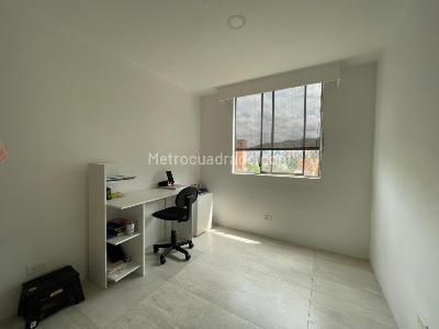 Apartamento en arriendo en El Poblado, Medellín · foto 8 de 10