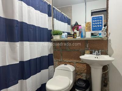 Casa de 5 alcobas en venta en La Magnolia, Envigado, 167 m² · foto 7 de 13