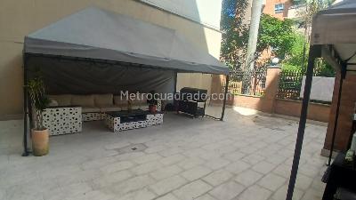 Apartamento de 3 alcobas en arriendo en Laureles, Medellín, 230 m² · foto 11 de 12