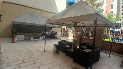 Apartamento de 3 alcobas en arriendo en Laureles, Medellín, 230 m² · foto 12 de 12