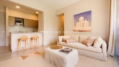 Apartamento de 2 alcobas en venta en El Poblado, Medellín, 64 m² · foto 2 de 4