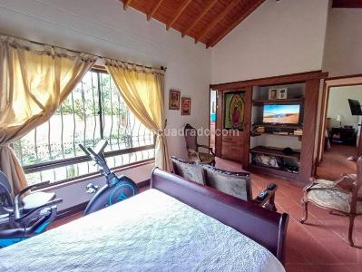 Casa de 5 alcobas en venta en Gualanday, Rionegro, 280 m² · foto 10 de 20