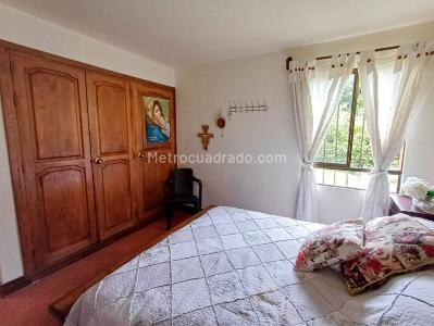 Casa de 5 alcobas en venta en Gualanday, Rionegro, 280 m² · foto 12 de 20