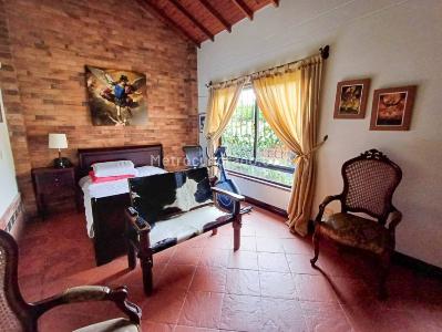 Casa de 5 alcobas en venta en Gualanday, Rionegro, 280 m² · foto 8 de 20