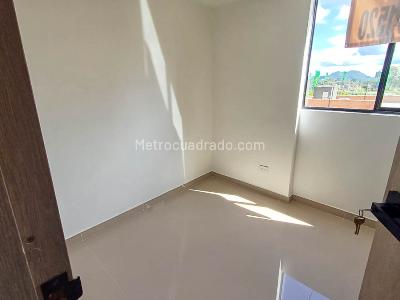 Apartamento de 2 alcobas en venta en San Antonio, Rionegro, 45 m² · foto 17 de 20