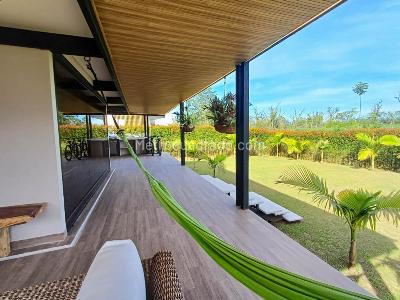 Casa de 4 alcobas en venta en Llanogrande, Rionegro, 1500 m² · foto 19 de 20