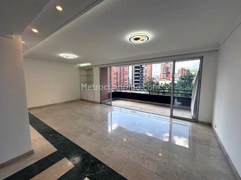Apartamento en Arriendo, El Poblado, Medellín