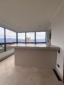 Apartamento de 4 alcobas en arriendo en Los Naranjos, Medellín, 400 m² · foto 6 de 20