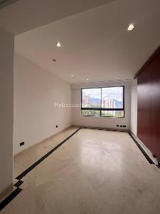 Apartamento de 4 alcobas en arriendo en Los Naranjos, Medellín, 400 m² · foto 10 de 20