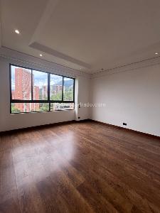 Apartamento de 4 alcobas en arriendo en Los Naranjos, Medellín, 400 m² · foto 12 de 20
