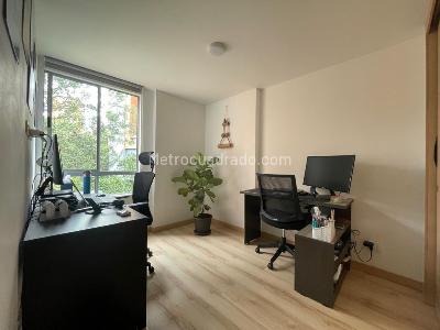 Apartamento en venta en Loma Del Escobero, Envigado · foto 11 de 13