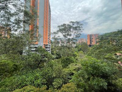 Apartamento en venta en Loma Del Escobero, Envigado · foto 6 de 13