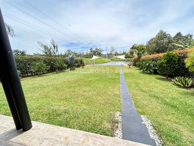 Casa de 5 alcobas en venta en Llanogrande, Rionegro, 1600 m² · foto 11 de 15