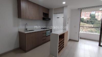 Apartamento de 2 alcobas en arriendo en Las Lomitas, Sabaneta, 75 m² · foto 4 de 16
