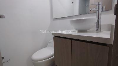 Apartamento de 2 alcobas en arriendo en Las Lomitas, Sabaneta, 75 m² · foto 9 de 16