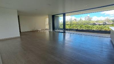 Apartamento de 2 alcobas en arriendo en Llanogrande, Rionegro, 190 m² · foto 4 de 20
